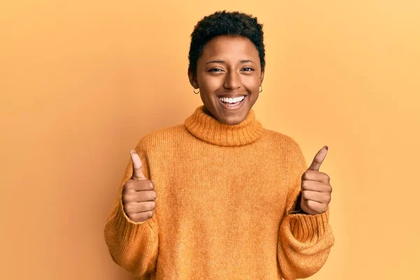 Jong Afrikaans Amerikaans Meisje Draagt Casual Kleding Succes Teken Doen — Stockfoto