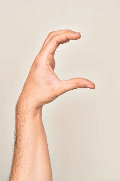 Ręka Białego Młodzieńca Pokazuje Palce Nad Odizolowanym Białym Tłem Zbierając — Zdjęcie stockowe