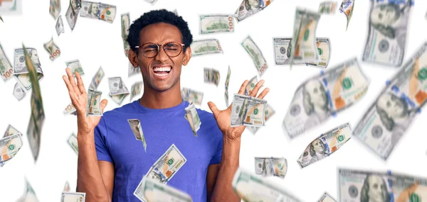 African Handsome Man Wearing Casual Clothes Glasses Celebrating Mad Crazy — Stock Photo, Image