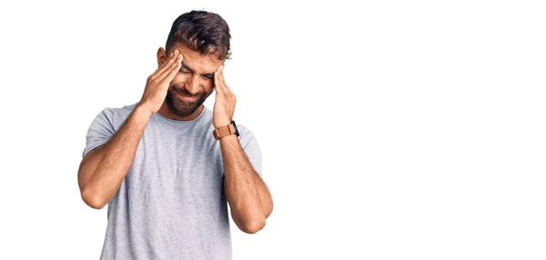 Young Hispanic Man Wearing Casual Clothes Hand Head Headache Because — Stock Photo, Image