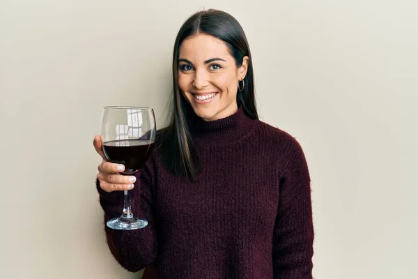 Young Brunette Woman Drinking Glass Red Wine Looking Positive Happy — Stock Photo, Image