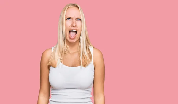 Ung Blond Flicka Bär Casual Stil Med Ärmlös Skjorta Arg — Stockfoto