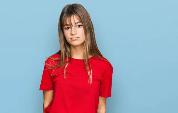 Teenager Kaukasisches Mädchen Lässigem Rotem Shirt Deprimiert Und Besorgt Über — Stockfoto