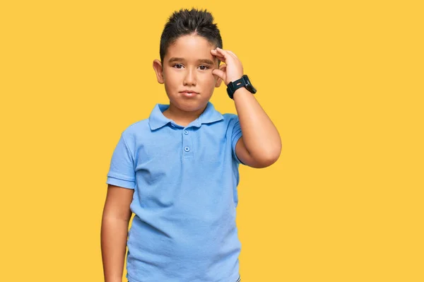 Liten Pojke Latinamerikansk Unge Bär Casual Kläder Orolig Och Stressad — Stockfoto