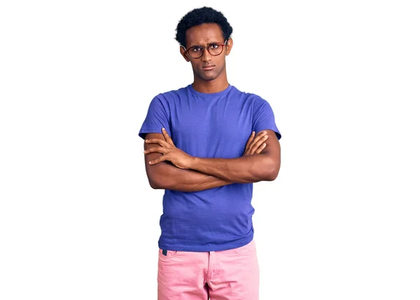Hombre Guapo Africano Con Ropa Casual Gafas Escéptico Nervioso Desaprobando —  Fotos de Stock