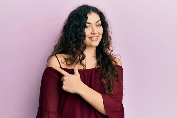 Young Brunette Woman Curly Hair Wearing Casual Clothes Smiling Cheerful — Stock Photo, Image