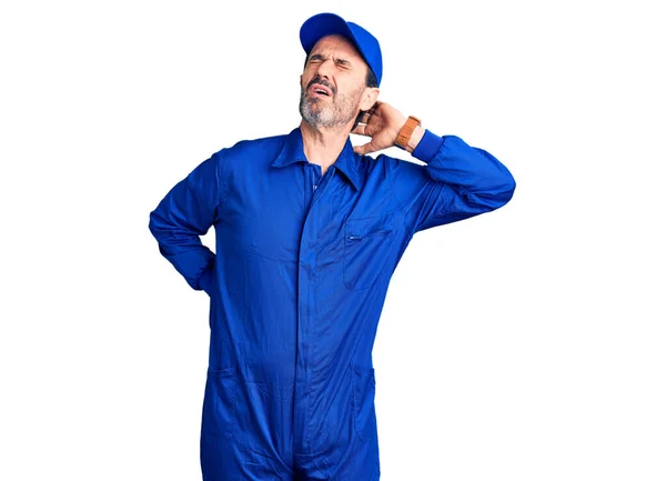 Middelbare Leeftijd Knappe Man Dragen Monteur Uniform Lijden Aan Nek — Stockfoto