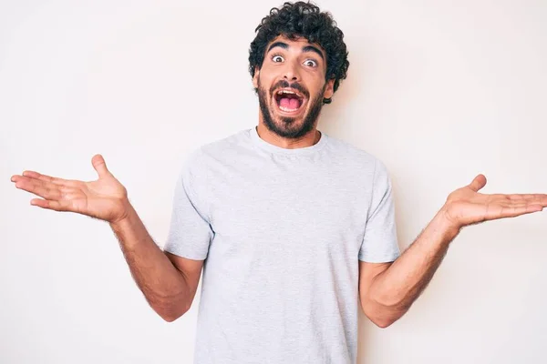 Handsome Young Man Curly Hair Bear Wearing Casual Tshirt Celebrating — Stock Photo, Image