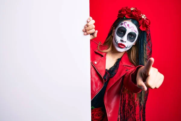 Woman Wearing Day Dead Costume Holding Blank Empty Banner Pointing — Stock Photo, Image