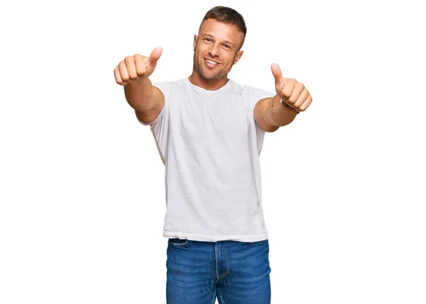 Handsome Muscle Man Wearing Casual White Tshirt Approving Doing Positive — Stock Photo, Image