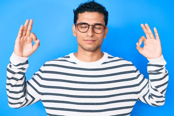Young Handsome Hispanic Man Wearing Casual Sweater Glasses Relax Smiling — Stock Photo, Image