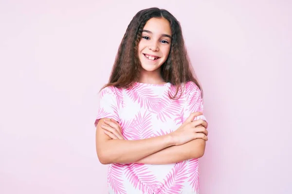 Menina Criança Hispânica Bonito Vestindo Roupas Casuais Rosto Feliz Sorrindo — Fotografia de Stock