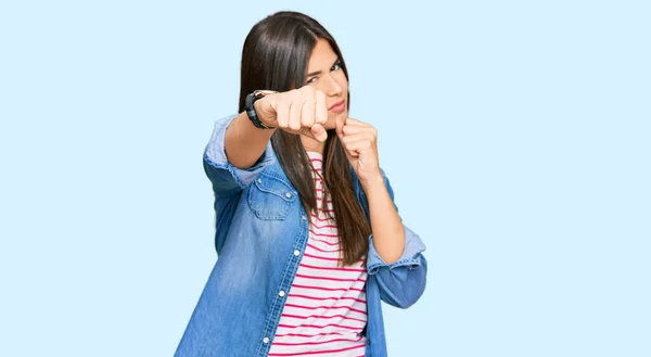 Young Brunette Woman Wearing Casual Clothes Punching Fist Fight Aggressive — Stock Photo, Image