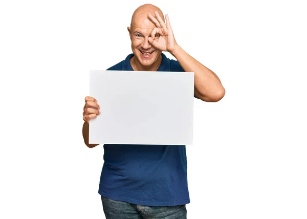 Middle Age Bald Man Holding Blank Empty Banner Smiling Happy — Stock Photo, Image