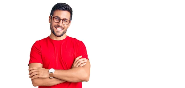 Joven Hispano Vestido Con Ropa Casual Gafas Cara Feliz Sonriendo —  Fotos de Stock