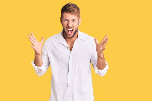 Young Caucasian Man Wearing Casual Clothes Celebrating Crazy Amazed Success — Stock Photo, Image