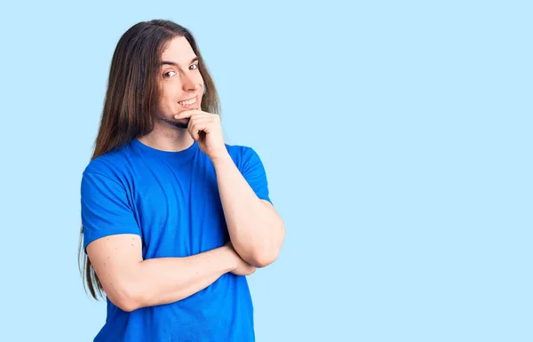 Young Adult Man Long Hair Wearing Swimwear Looking Confident Camera — Stock Photo, Image