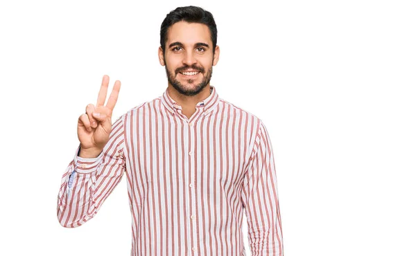 Joven Hombre Hispano Con Camisa Negocios Sonriendo Con Cara Feliz — Foto de Stock
