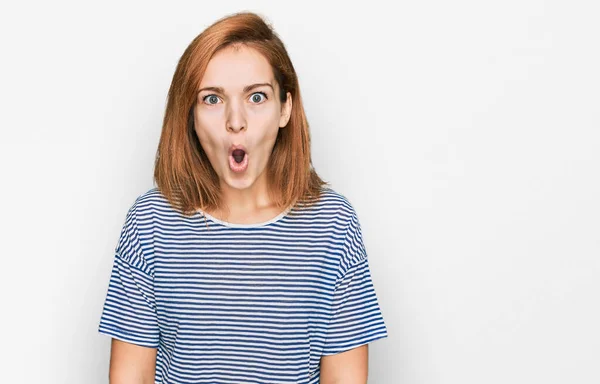 Young Caucasian Woman Wearing Casual Clothes Afraid Shocked Surprise Expression — Stock Photo, Image