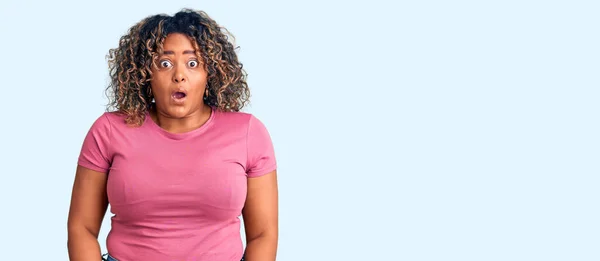 Young African American Size Woman Wearing Casual Clothes Afraid Shocked — Stock Photo, Image
