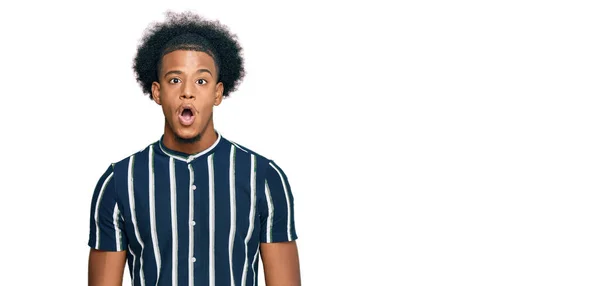 African American Man Afro Hair Wearing Casual Clothes Afraid Shocked — Stock Photo, Image