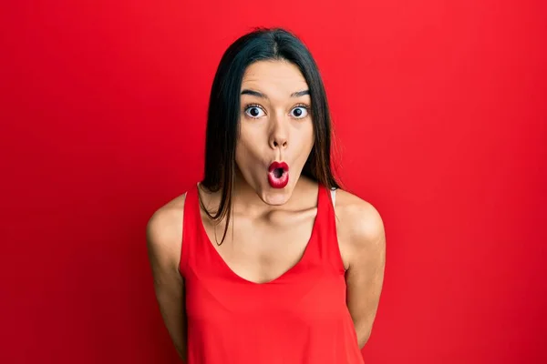 Young Hispanic Girl Wearing Casual Style Sleeveless Shirt Afraid Shocked — Stock Photo, Image