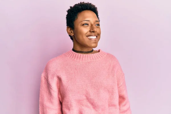 Young African American Girl Wearing Casual Clothes Looking Side Relax — Stock Photo, Image