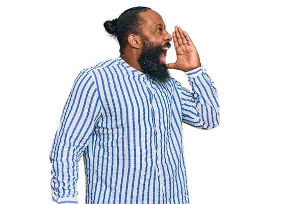 Young African American Man Wearing Business Shirt Shouting Screaming Loud — Stock Photo, Image