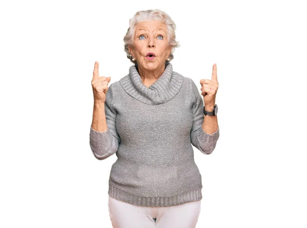 Senior Grey Haired Woman Wearing Casual Winter Sweater Amazed Surprised — Stock Photo, Image