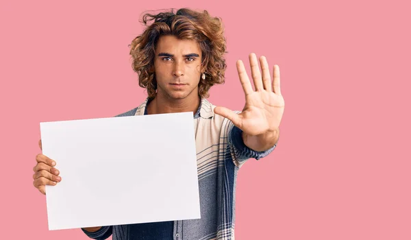 Young Hispanic Man Holding Blank Empty Banner Open Hand Doing — Stock Photo, Image