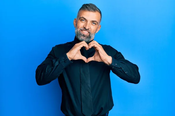 Homem Bonito Meia Idade Vestindo Camisa Negócios Gravata Sorrindo Amor — Fotografia de Stock