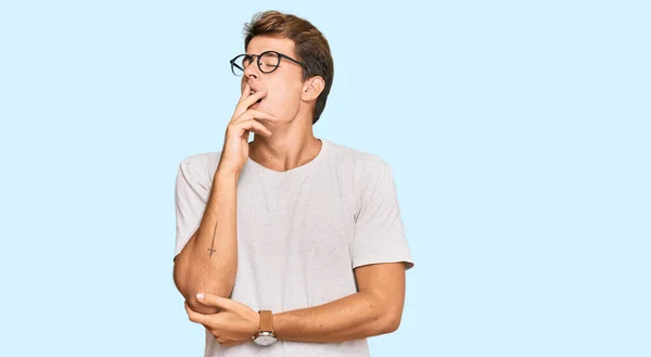 Handsome Caucasian Man Wearing Casual Clothes Glasses Bored Yawning Tired — 图库照片