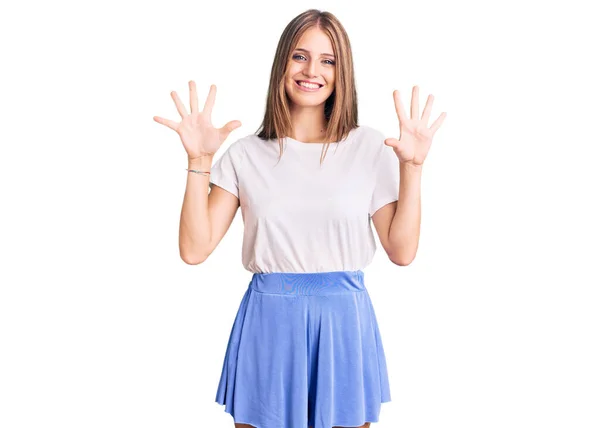 Jong Mooi Blond Vrouw Dragen Zomer Stijl Tonen Wijzen Omhoog — Stockfoto