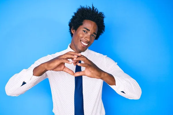 Bonito Homem Americano Africano Com Cabelo Afro Vestindo Camisa Negócios — Fotografia de Stock