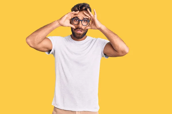 Young Hispanic Man Wearing Casual Clothes Glasses Trying Open Eyes — Stock Photo, Image