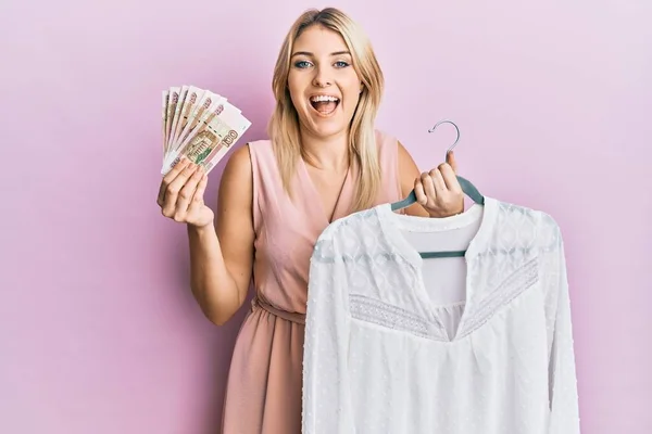 Young Caucasian Woman Holding Hanger Shirt Russian Ruble Banknotes Smiling — Stock Photo, Image