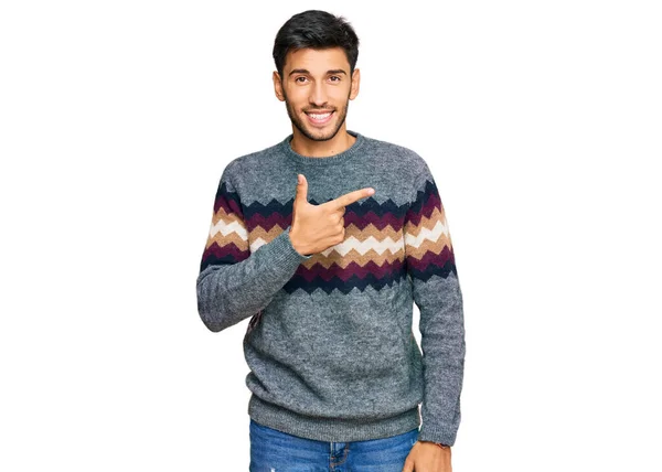 Jovem Homem Bonito Vestindo Camisola Inverno Casual Alegre Com Sorriso — Fotografia de Stock