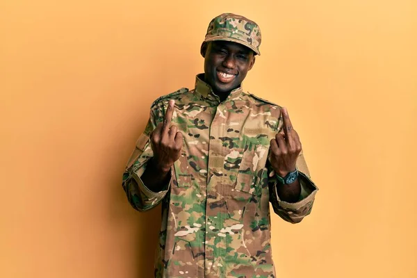 Young African American Man Wearing Army Uniform Showing Middle Finger — Stock Fotó