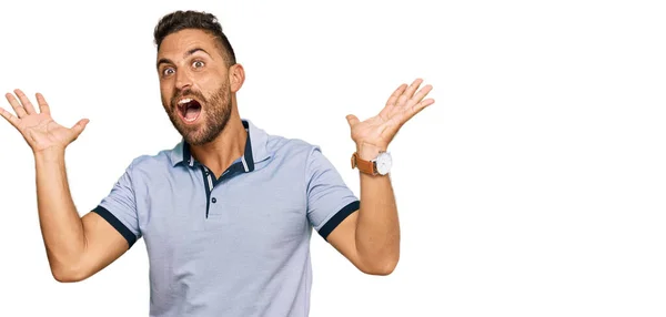 Handsome Man Beard Wearing Casual Clothes Celebrating Crazy Amazed Success — Stock Photo, Image