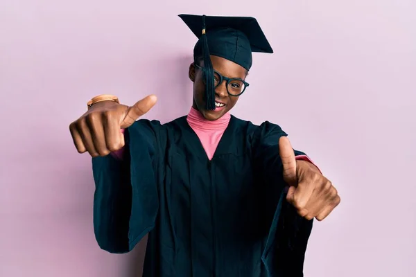 Young African American Girl Wearing Graduation Cap Ceremony Robe Approving — Stock Photo, Image