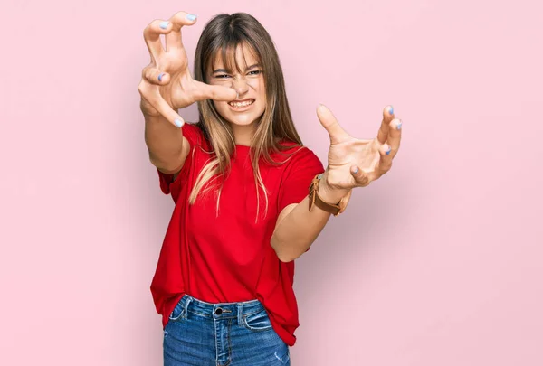 Teenager Caucasian Girl Wearing Casual Red Shirt Shouting Frustrated Rage — Stock Photo, Image