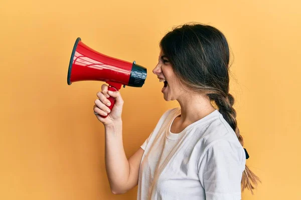 Jong Meisje Met Een Megafoon — Stockfoto