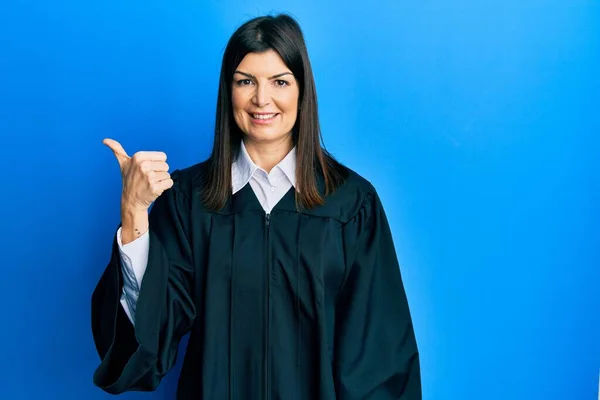 Young Hispanic Woman Wearing Judge Uniform Smiling Happy Face Looking — Stock Photo, Image