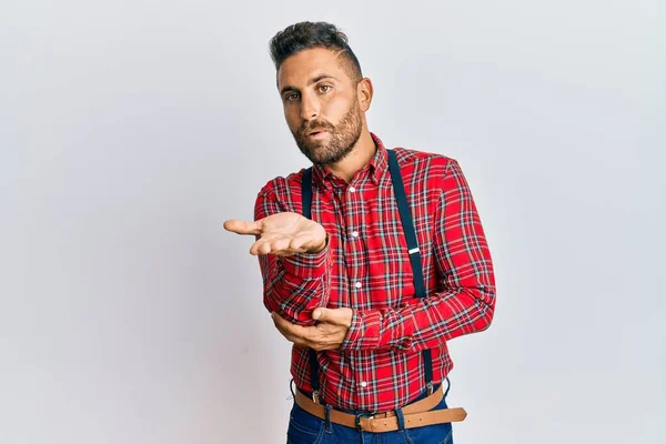 Schöner Mann Mit Bart Trägt Hipster Eleganten Blick Die Kamera — Stockfoto