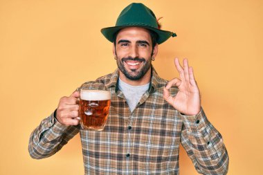 Yakışıklı, sakallı, Ekim Festivali şapkalı, bira içen, parmaklarıyla imza atan, güler yüzlü, dost canlısı, mükemmel bir sembol. 