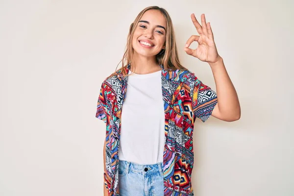 Young Beautiful Blonde Woman Wearing Modern Clothes Smiling Positive Doing — 스톡 사진