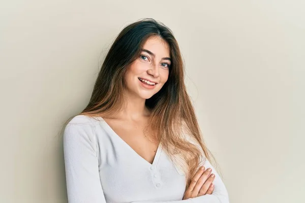 Mujer Caucásica Joven Con Camiseta Blanca Casual Cara Feliz Sonriendo —  Fotos de Stock