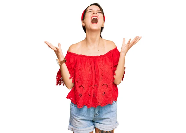 Young Brunette Woman Short Hair Wearing Casual Summer Clothes Diadem — Stock Photo, Image