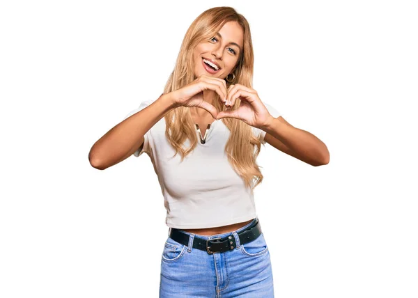 Mulher Jovem Loira Bonita Vestindo Camisa Branca Casual Sorrindo Amor — Fotografia de Stock