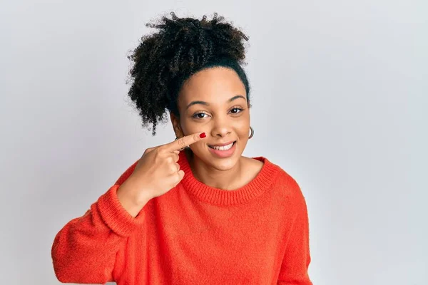 Young African American Girl Wearing Casual Clothes Pointing Hand Finger — Stock Photo, Image